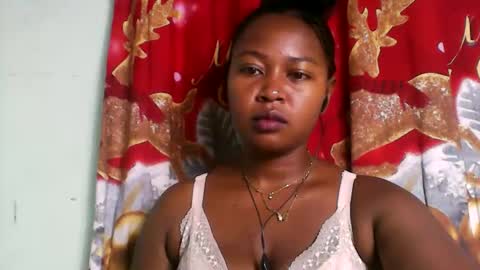 abella677022 online show from March 26, 3:19 am