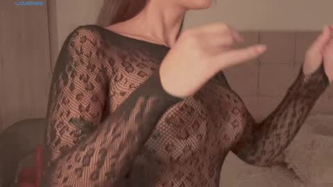  Abella  online show from January 10, 2:02 pm