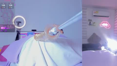 Abigail online show from January 17, 6:59 pm