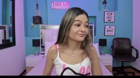 Miss Abril  online show from February 6, 10:10 pm