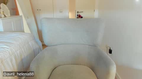 Helena online show from December 20, 1:33 pm