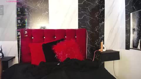 Abril Vega online show from February 5, 8:45 pm