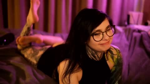 acid_pie online show from December 29, 11:18 pm