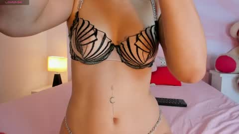 Adalyn Cute online show from May 5, 11:35 am