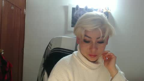 adan_romanoff online show from October 16, 7:44 am