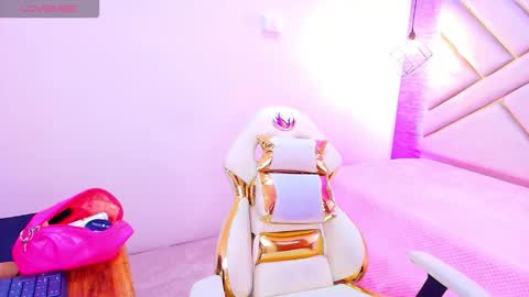 addy__02 online show from October 9, 11:36 am