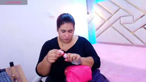 addy__02 online show from October 21, 11:36 am