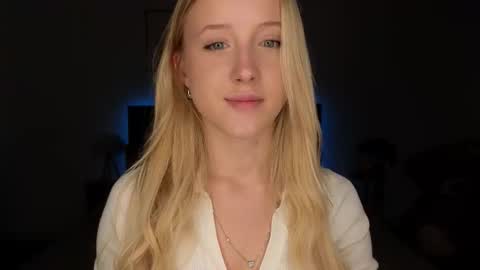 Adele online show from March 26, 10:22 pm