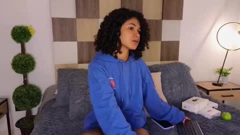 Andrea online show from February 12, 12:01 pm