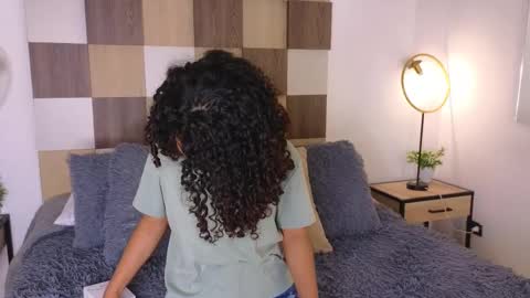 Andrea online show from February 24, 3:53 pm