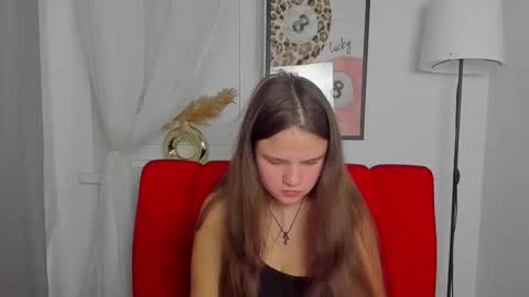 adelecruzz online show from February 23, 1:43 pm