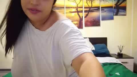 Adellineee online show from September 15, 11:34 pm