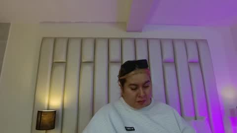 ANDREA PEREZ online show from January 13, 1:04 pm