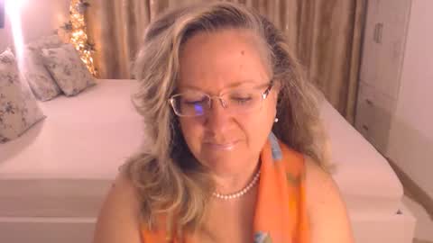 Cryna online show from November 25, 5:53 am