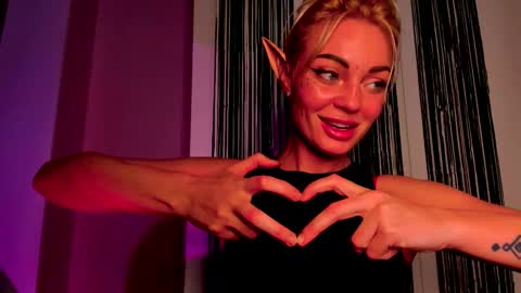 Adriana online show from October 25, 5:59 am