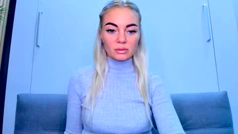 Adriana online show from October 5, 11:04 am