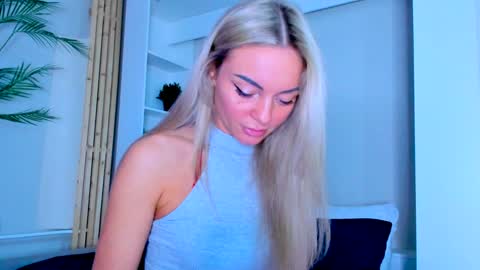 Adriana online show from February 1, 6:32 am