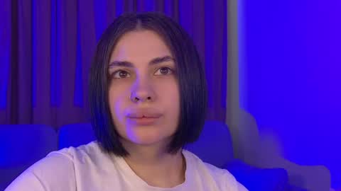 AdrianaTores online show from May 8, 7:11 am