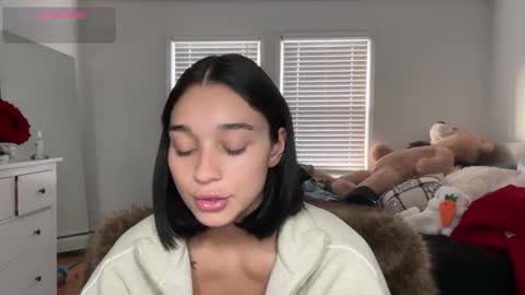 Adrianna  online show from November 23, 8:32 pm