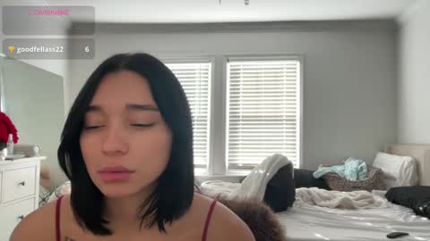 Adrianna  online show from November 17, 5:46 pm