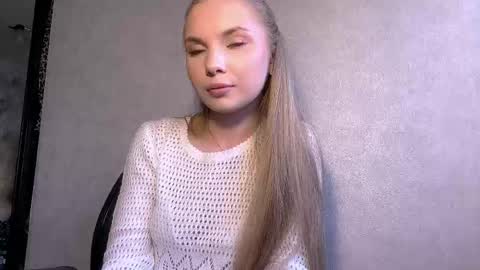 Caroline online show from May 21, 3:10 pm
