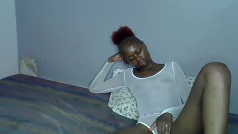 african_001 online show from November 25, 7:15 pm