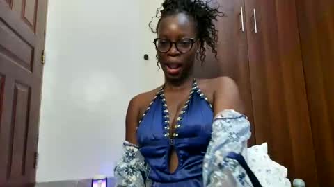 Leah online show from May 24, 1:48 am