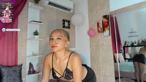 Agatadelphine online show from March 4, 9:00 pm