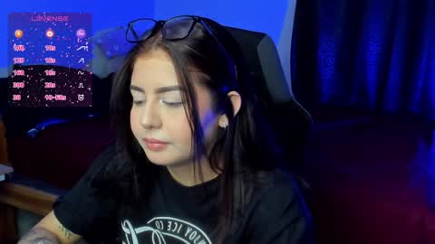 Cat online show from December 26, 5:58 am