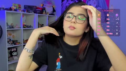 Cat online show from December 14, 8:02 am