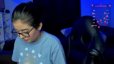 Cat online show from October 20, 6:49 am