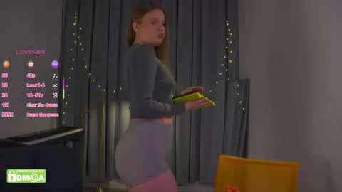 agatthgris online show from February 6, 9:18 pm