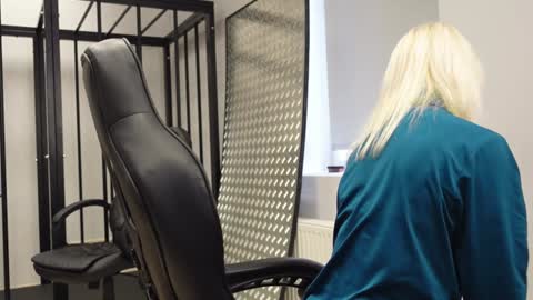 Agelina Lilly Laura online show from October 7, 1:04 pm