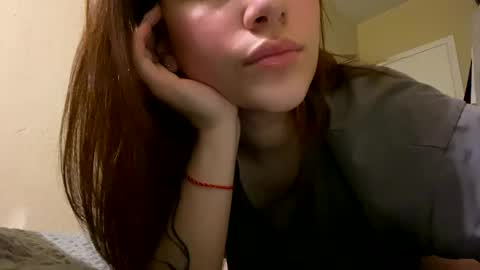 Agnes online show from April 14, 10:10 pm