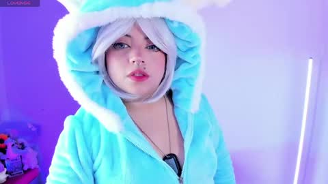 Ahri help me get to 100  online show from April 17, 3:08 am