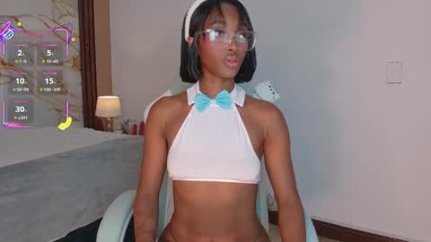 Ahvi Ebony online show from February 4, 1:25 pm