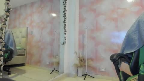 karoline  online show from September 16, 7:44 pm