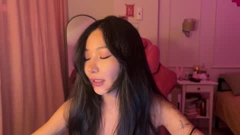 Aime  online show from February 20, 6:26 am