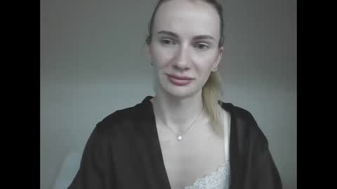 AinyrVixxen online show from May 20, 10:07 pm