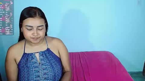 aisha_stacey0410 online show from October 4, 9:08 pm