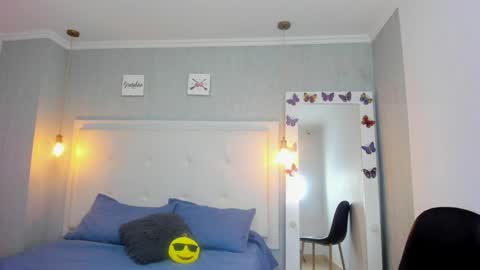 aishawild online show from January 14, 12:14 pm