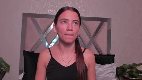 little aitana  online show from February 13, 12:32 pm