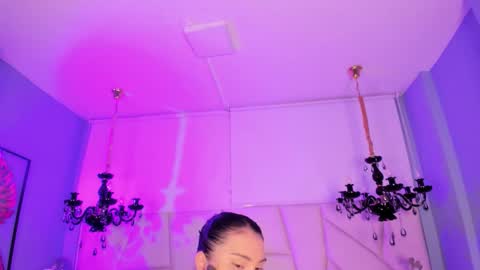 Aitana Hilton  online show from January 15, 12:00 pm