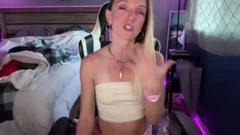 AJ online show from March 13, 1:18 am