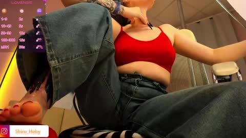 akaheby online show from February 7, 11:45 am