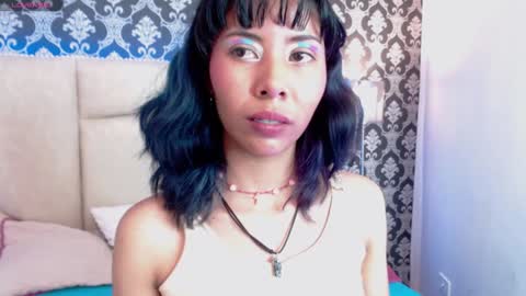 A K A N E  U W U online show from January 13, 12:24 pm