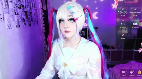 Aki online show from February 10, 1:14 am