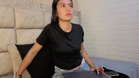 alahiasweet1 online show from April 13, 11:44 am