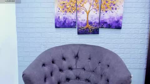     online show from November 4, 9:31 pm