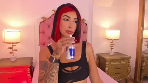 alana_2916 online show from January 18, 7:37 pm